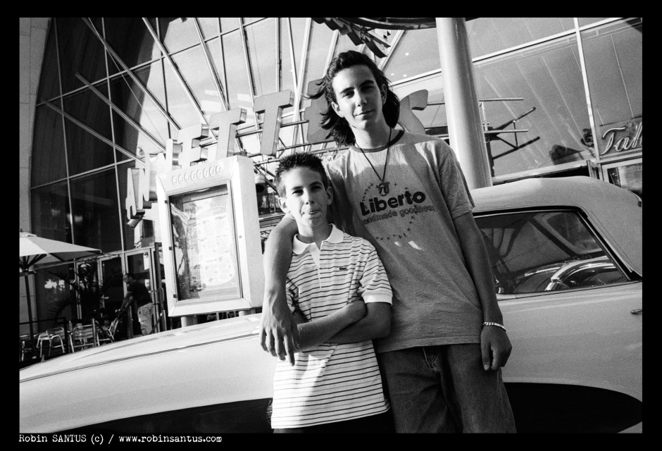 Florian et julian - Leica M6 + 2/35 mm - © Robin Santus
