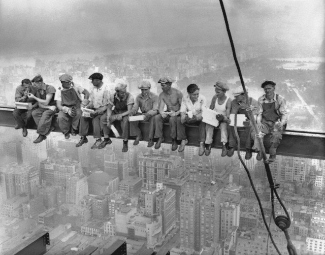 29 Sep 1932 - – Construction workers eat their lunches atop a steel beam 800 feet above ground, at the building site of the RCA Building in Rockefeller Center. - – Image by © Bettmann/CORBIS
