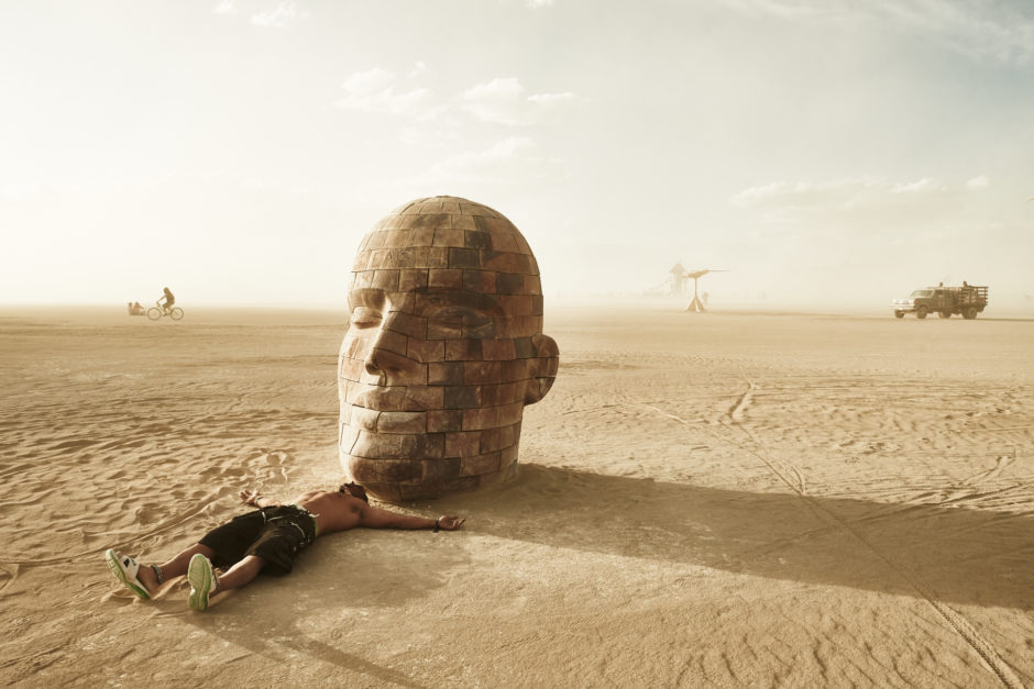 © Ludovic Ismael - "Passagers - Portrais de festivals" - Burning Man - Etats-Unis