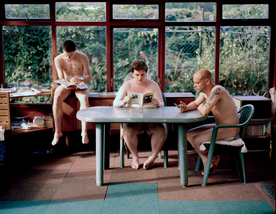 © Laura Pannack - "Young British Naturists"