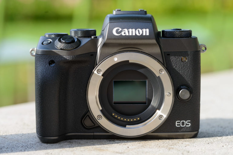 Monture Canon EF-M