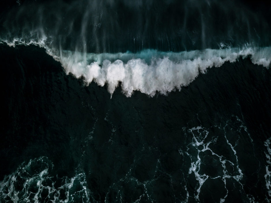 Waves © Michael Schauer