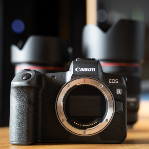 Phototrend Canon Eos R 31 De Face