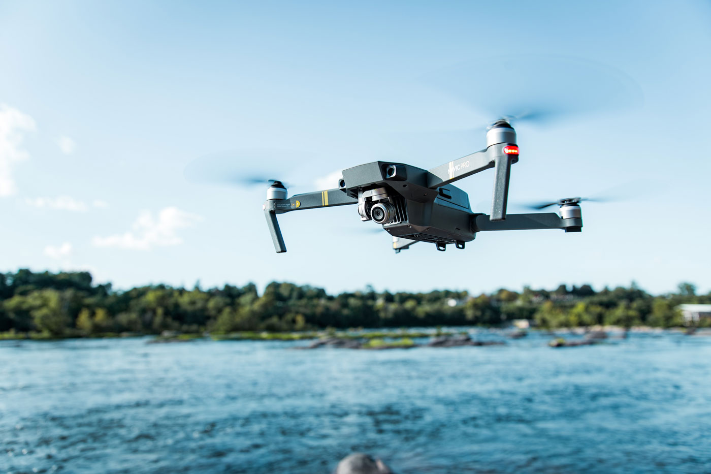 MP #206 : conseils et règles à respecter pour faire voler votre drone en  toute sécurité
