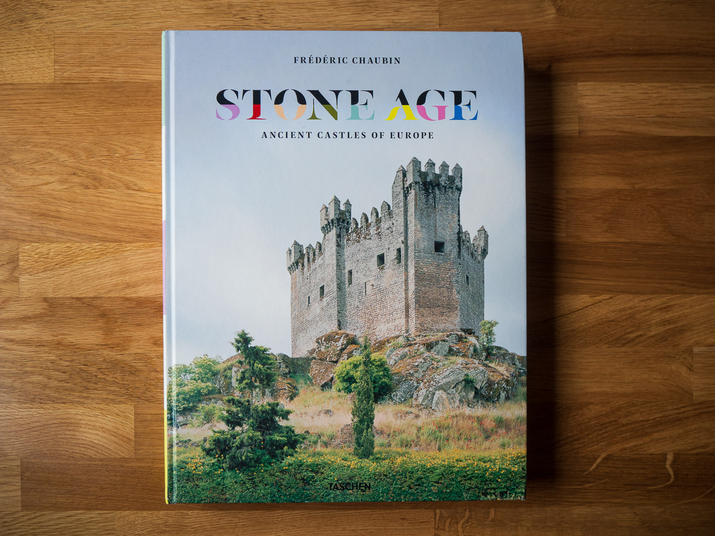 Revue De Livre Stone Age Ancient Castles Of Europe De Frederic Chaubin