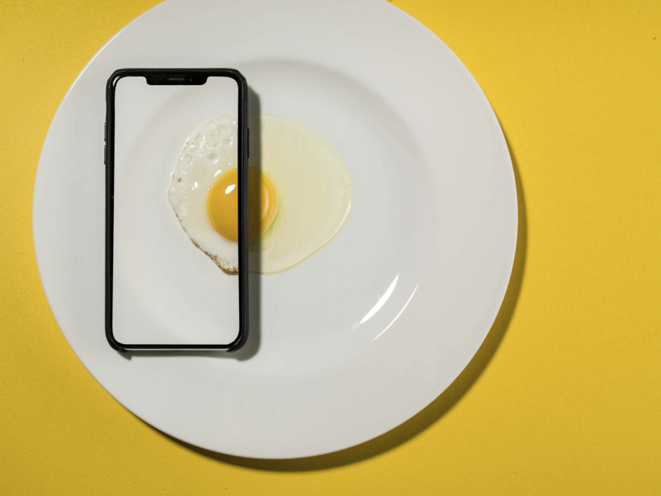 Egg Phone by David Weimann, CEWE Photo Award, Category winner Cooking & Food