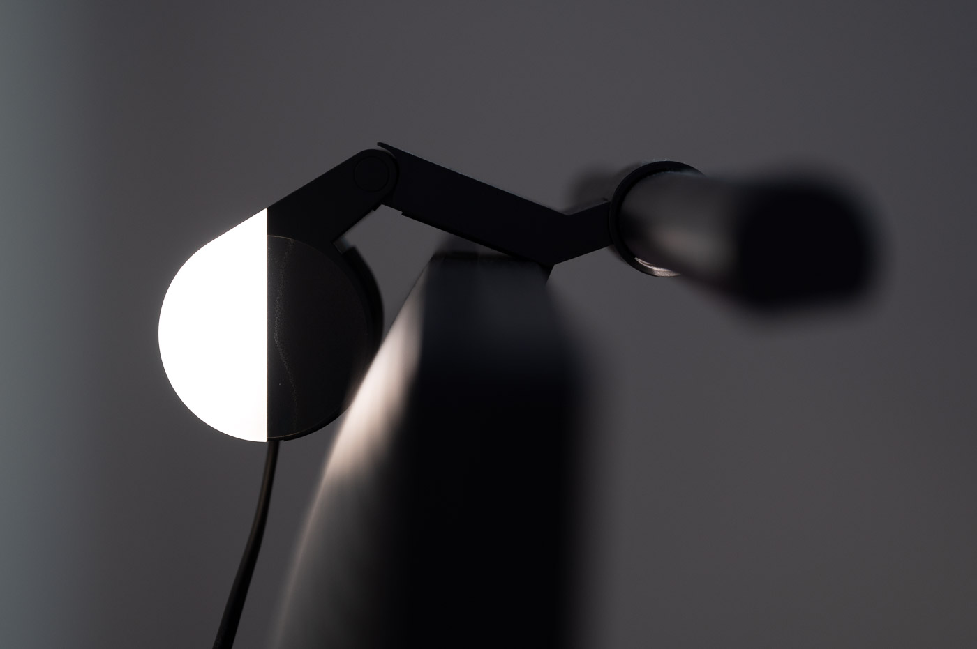 Test ScreenBar Plus de BenQ : la lampe de bureau LED qui sait se