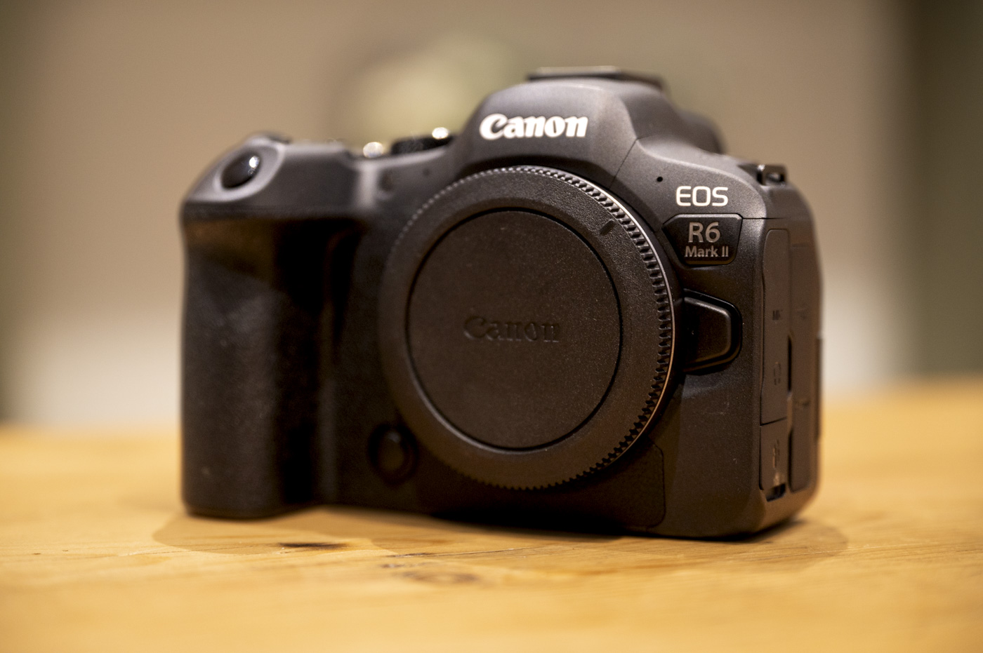 Phototrend prise en main Canon EOS R6 Mark II