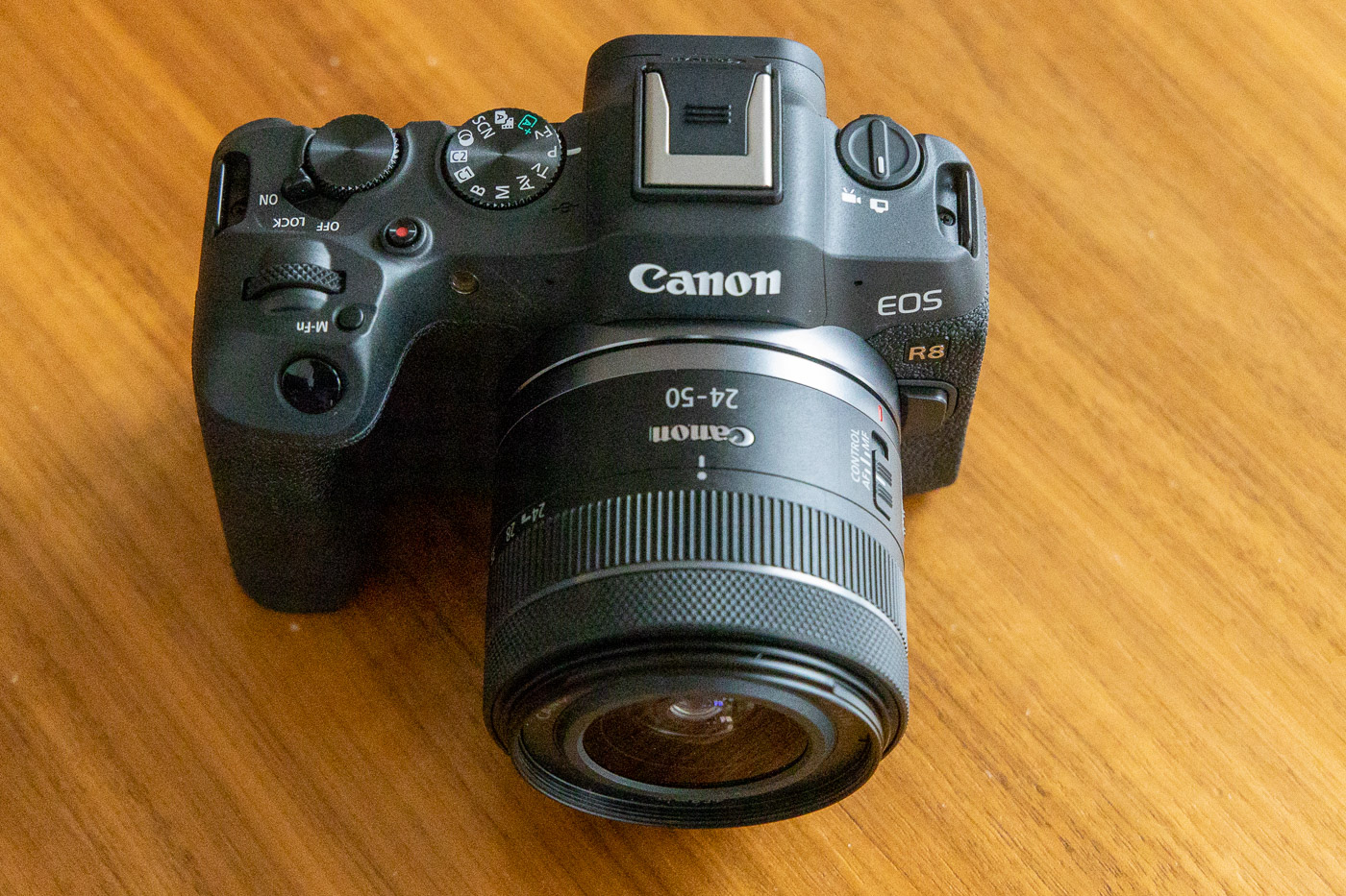 Phototrend Canon EOS R8