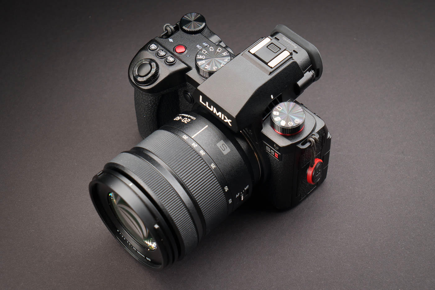 PANASONIC Lumix S5 MARK II X + Objectif 20-60 + Objectif 50mm F1.8