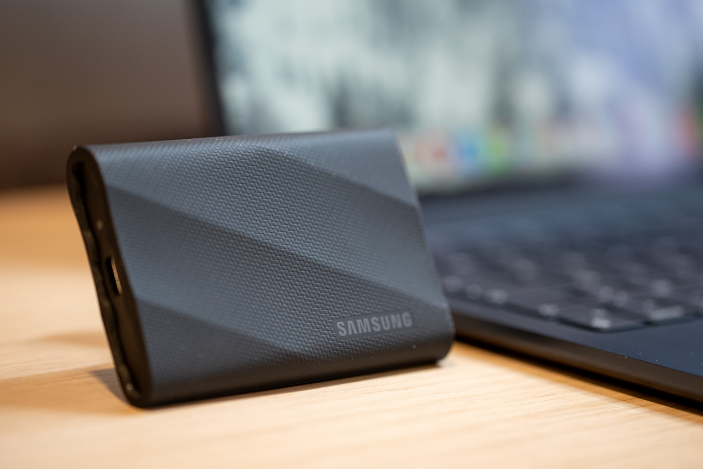 Le SSD Samsung T7 2To à moitié prix !