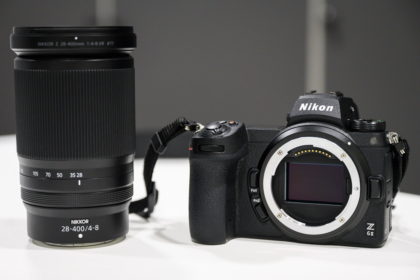 Nikkor Z 28-400 mm f/4-8 VR et Nikon Z6 II