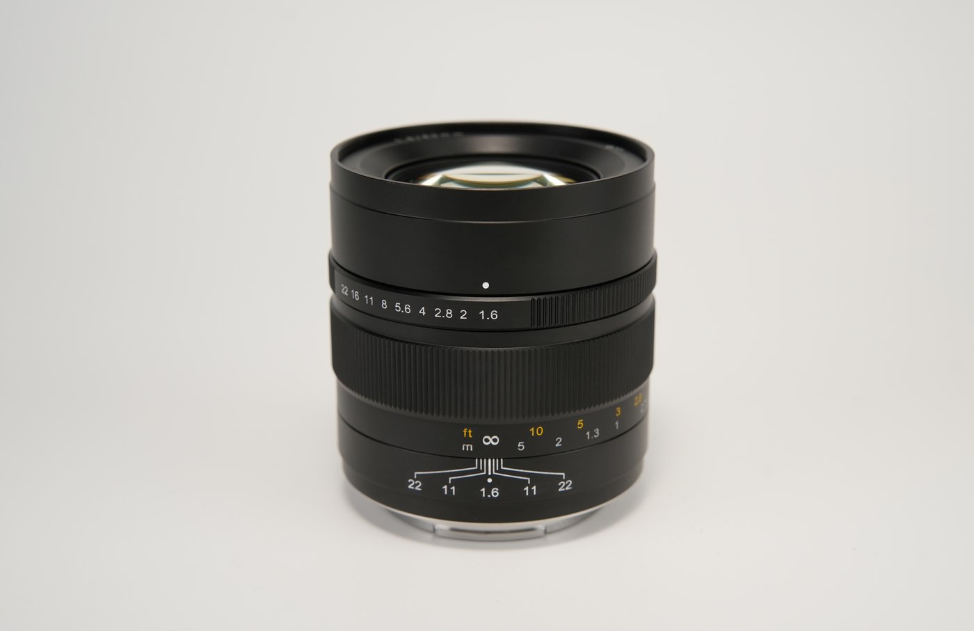 Mitakon Speedmaster 80 mm f/1,6