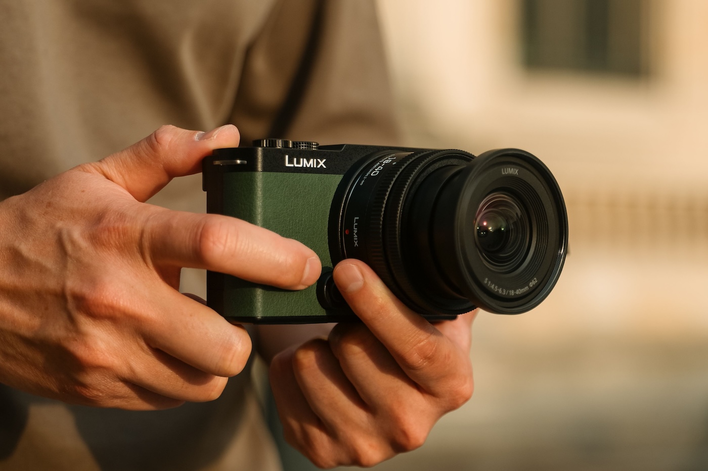 Panasonic Lumix S 18-40 mm f/4,5-6,3 : le zoom de kit ultra