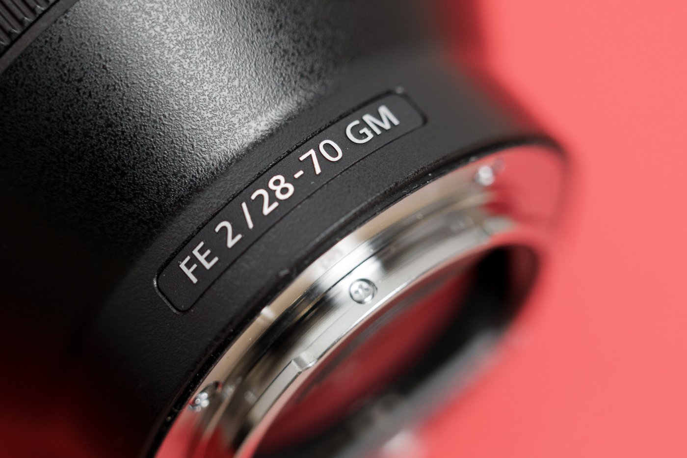 Sony FE 28-70 mm f/2 GM