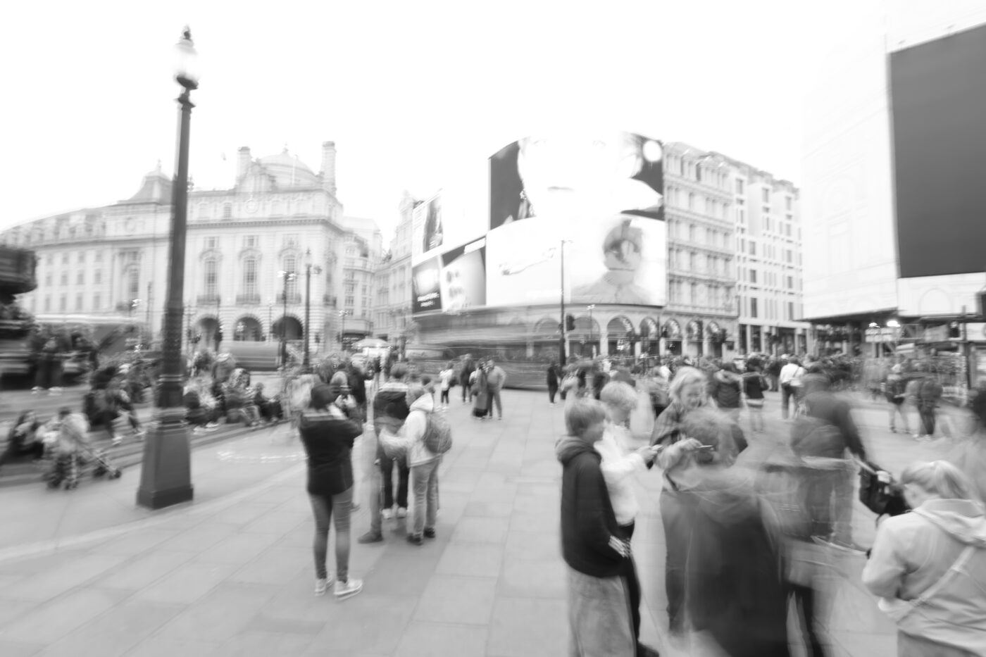 Canon PowerShot V1