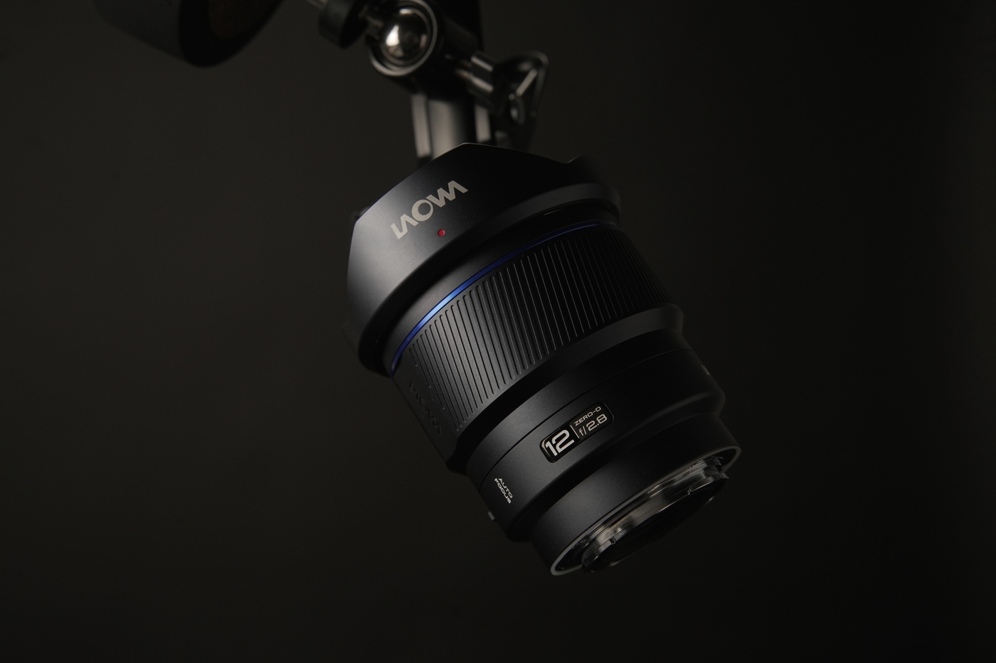 Laowa 12 mm f/2,8 Lite Zero-D FF