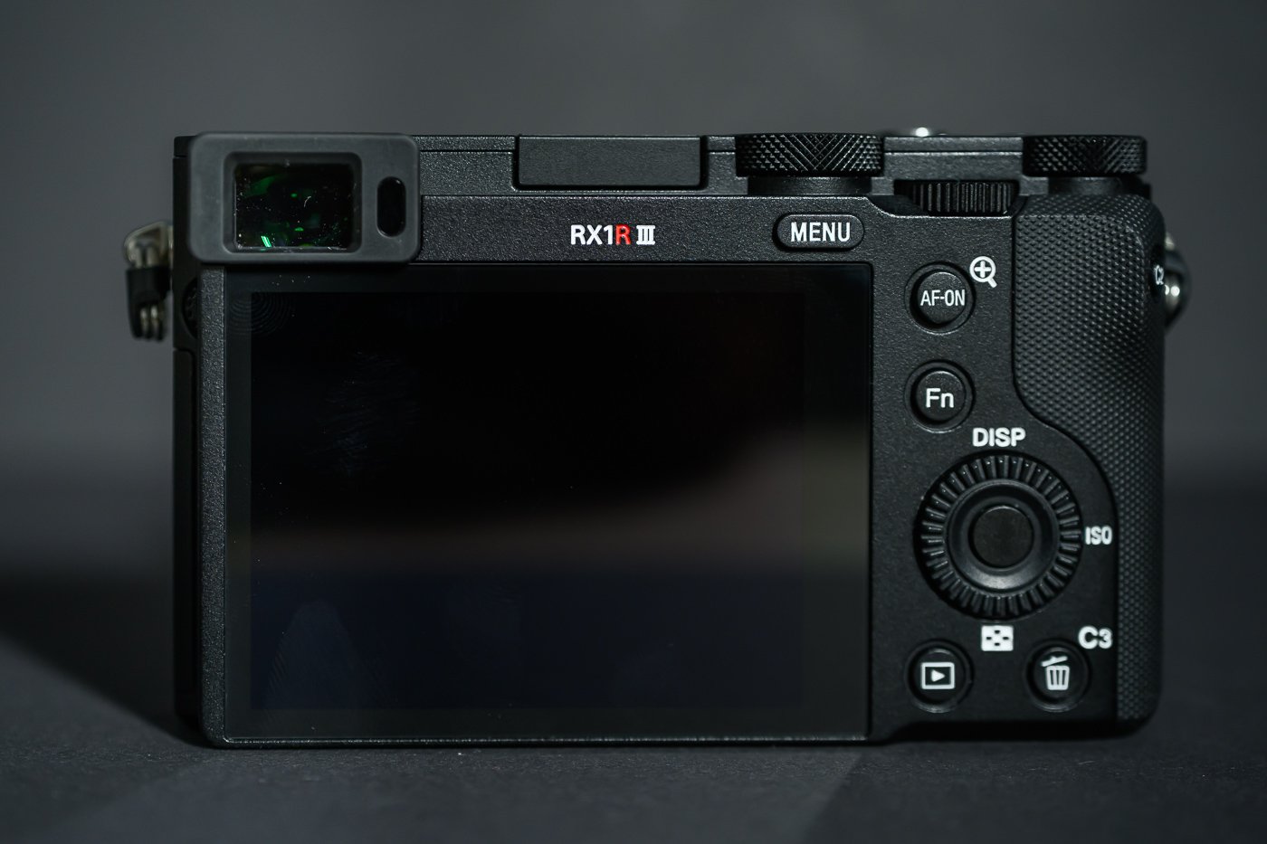 Test Sony RX1R III