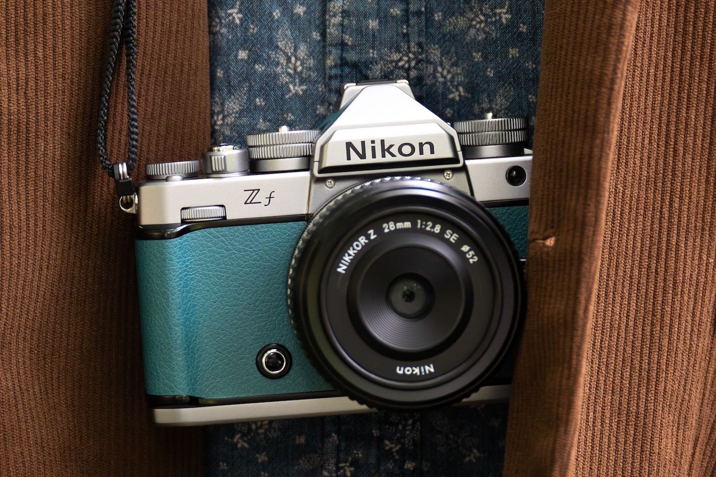 Nikon zf silver