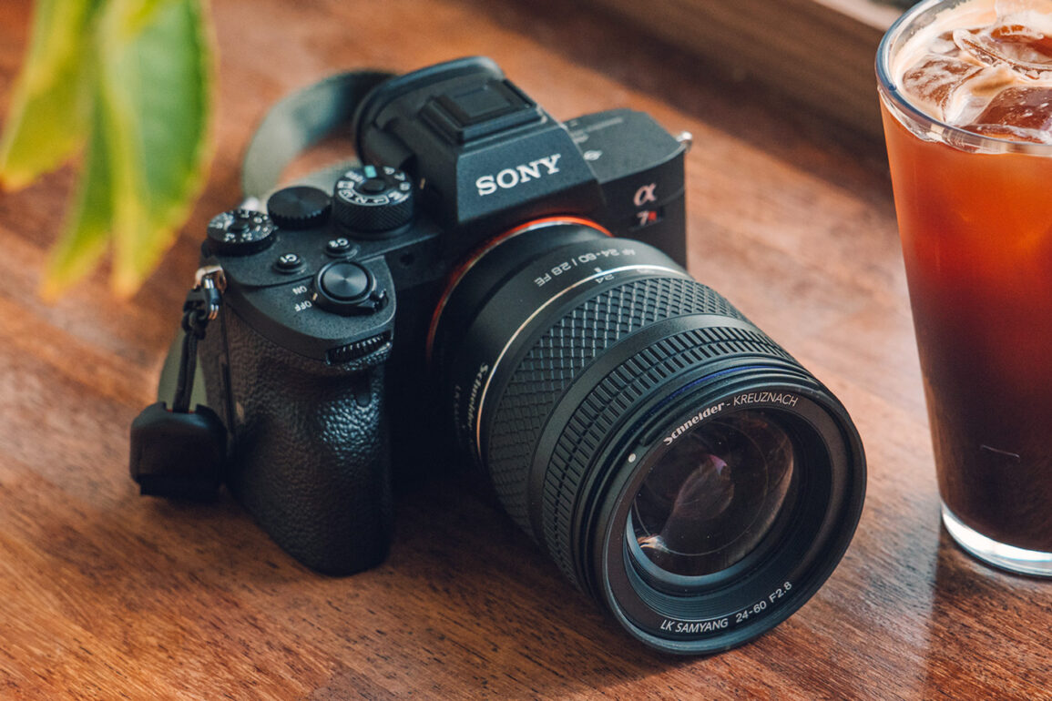 LK Samyang AF 24-60 mm f/2,8 FE : le zoom transstandard f/2,8 le plus léger du marché ?