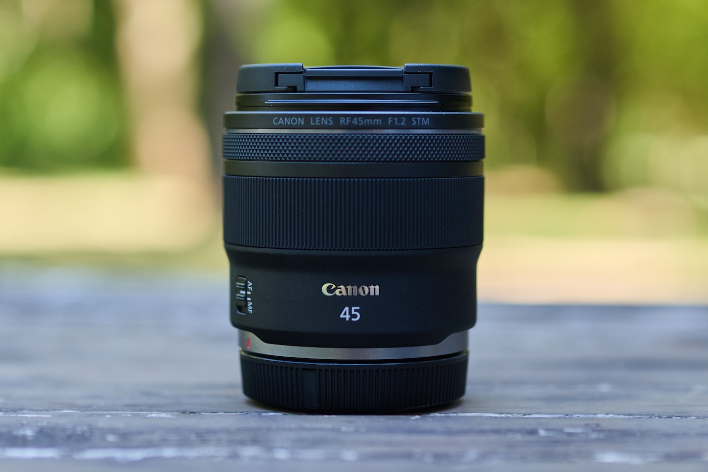 Canon RF 45 mm f/1,2 STM