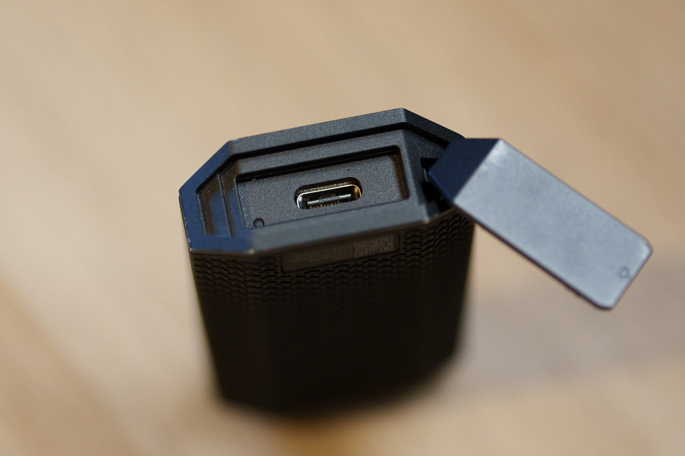 test Corsair EX400U Survivor