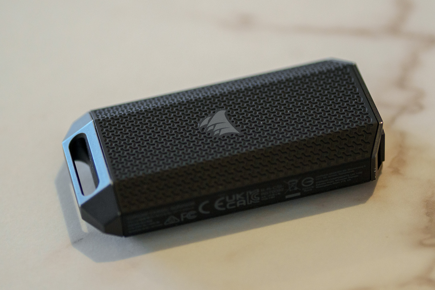 test Corsair EX400U Survivor