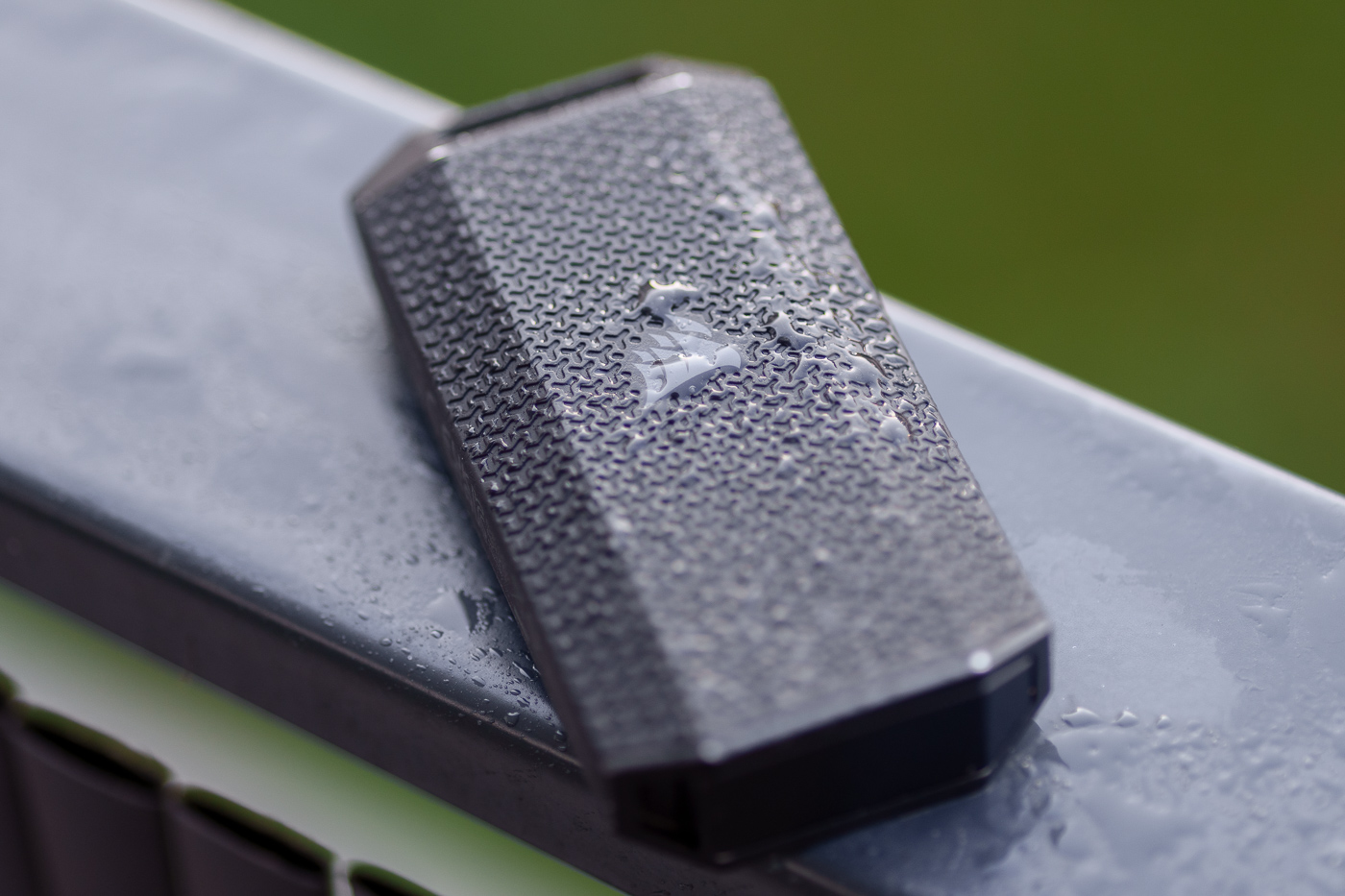 test Corsair EX400U Survivor