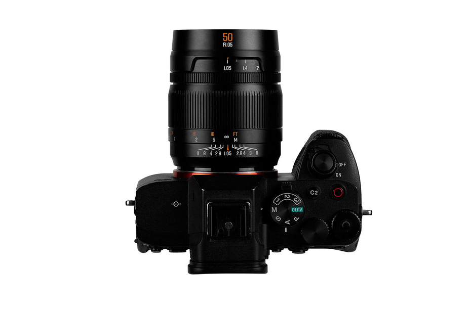 Brightin Star MF 50 mm f/1,05