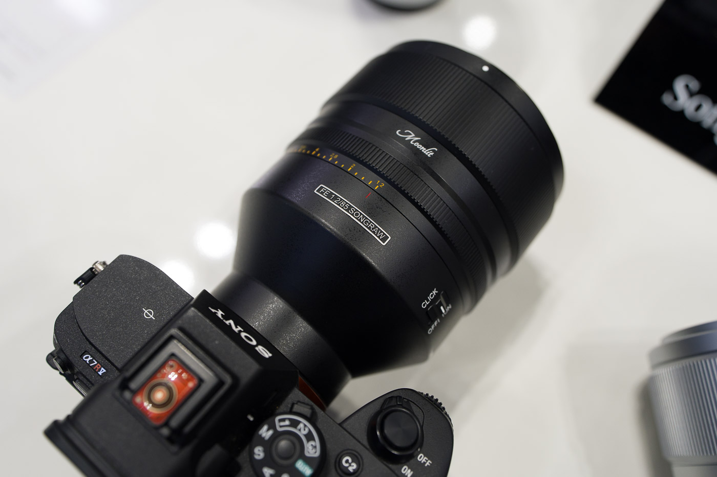 CP+ 2026 : SongRaw AF 85 mm f/1,2 