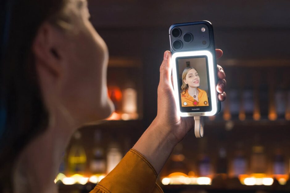 Insta360 Snap : l’écran externe magnétique qui change tout pour vos selfies
