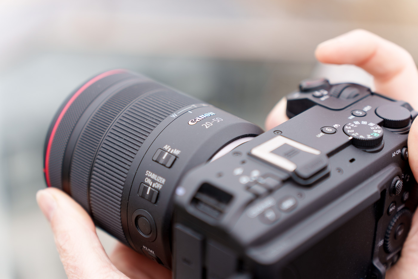 Canon RF 20-50 mm f/4 L IS USM PZ