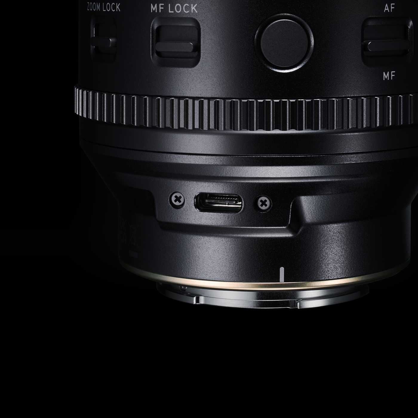 Tamron 12-20 mm f/2,8 port USB-C