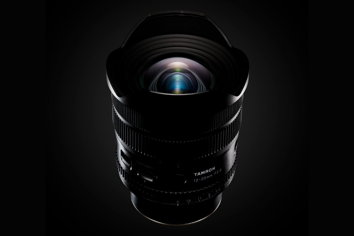 Tamron 12-20 mm f/2,8 lentille frontale bombée
